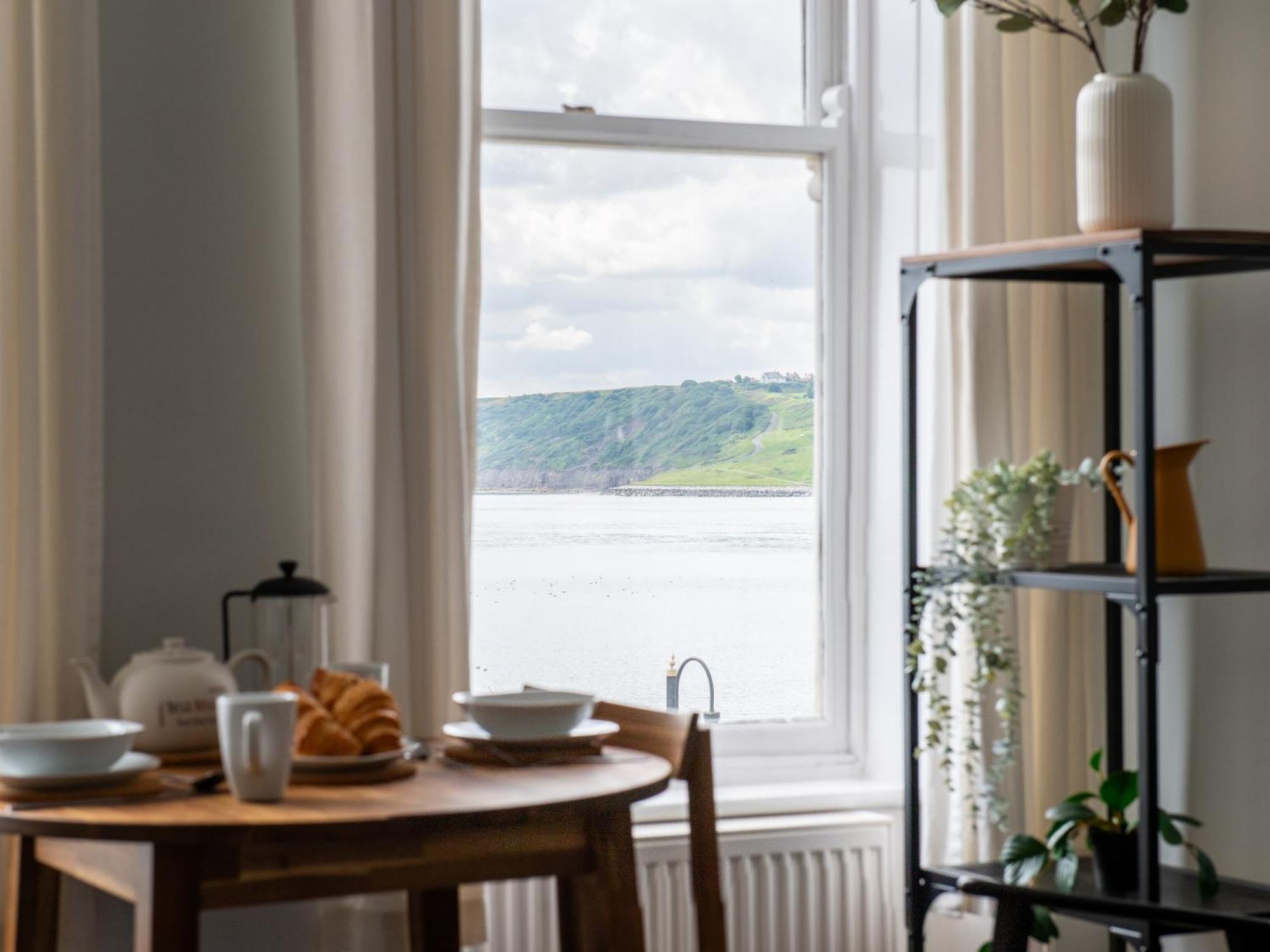 Waimea Apartments - Sea Views South Bay Scarborough Free Parking Екстериор снимка
